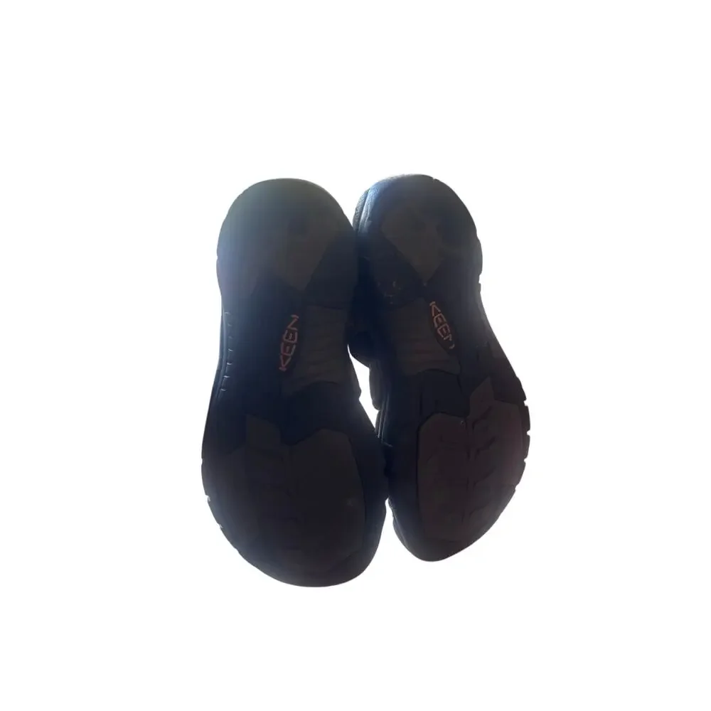 Keen mens hiking sandals size 12 brown with lots of life left